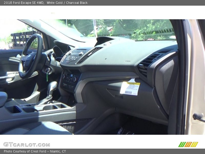 White Gold / Charcoal Black 2018 Ford Escape SE 4WD
