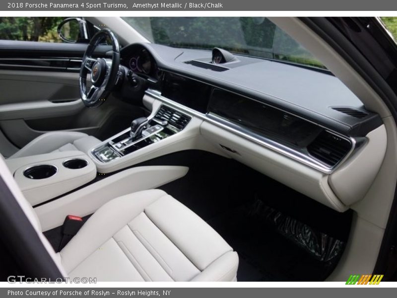 Dashboard of 2018 Panamera 4 Sport Turismo