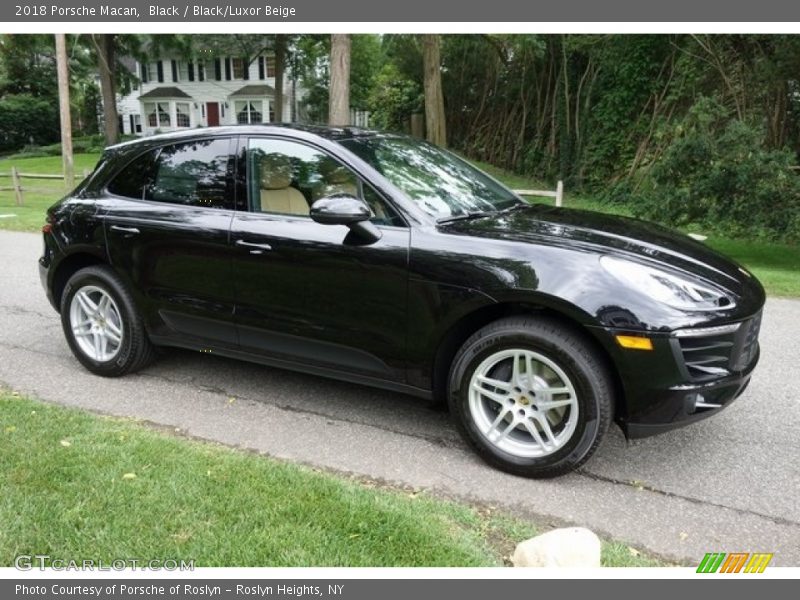 Black / Black/Luxor Beige 2018 Porsche Macan