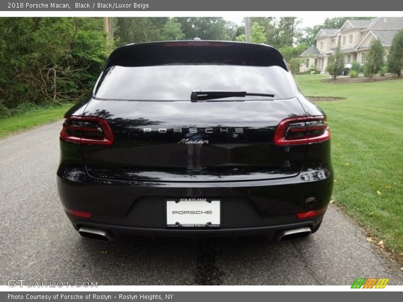 Black / Black/Luxor Beige 2018 Porsche Macan