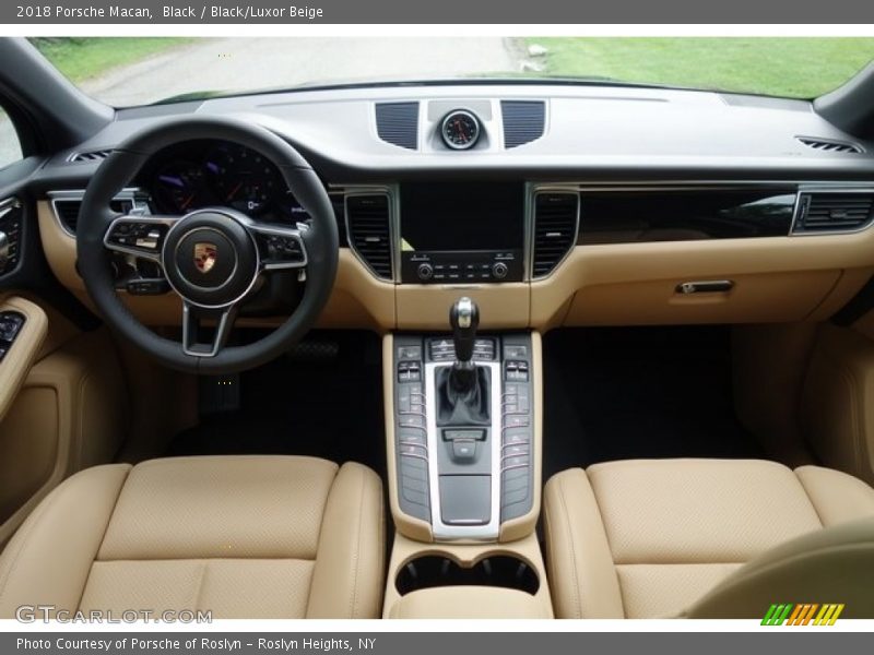 Black / Black/Luxor Beige 2018 Porsche Macan