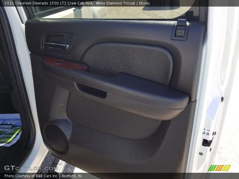 White Diamond Tricoat / Ebony 2011 Chevrolet Silverado 1500 LTZ Crew Cab 4x4