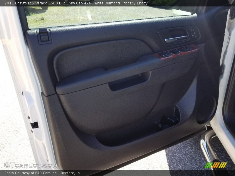 White Diamond Tricoat / Ebony 2011 Chevrolet Silverado 1500 LTZ Crew Cab 4x4
