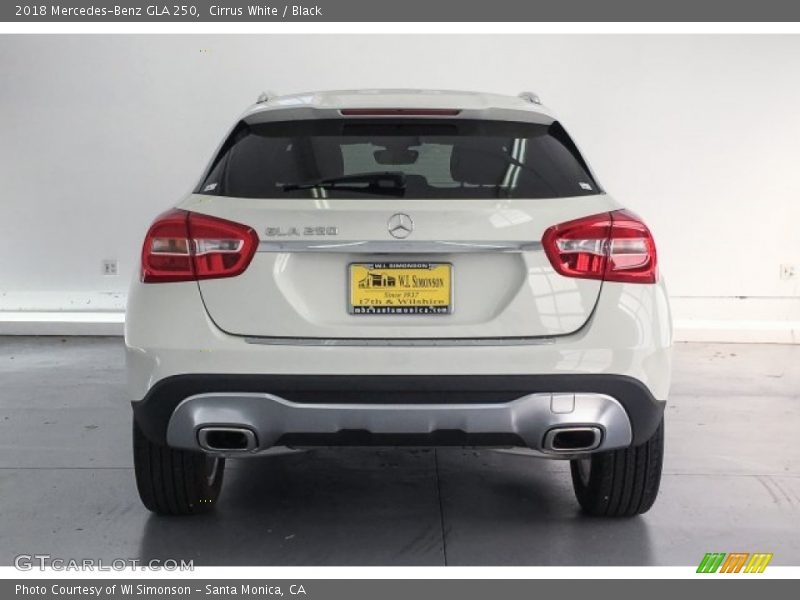 Cirrus White / Black 2018 Mercedes-Benz GLA 250