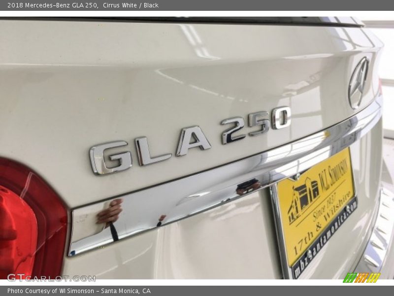 Cirrus White / Black 2018 Mercedes-Benz GLA 250