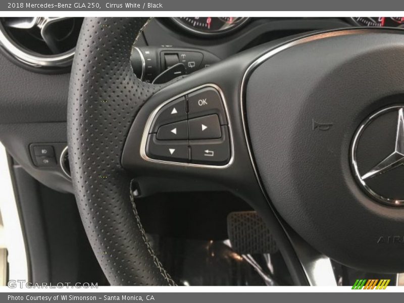 Cirrus White / Black 2018 Mercedes-Benz GLA 250