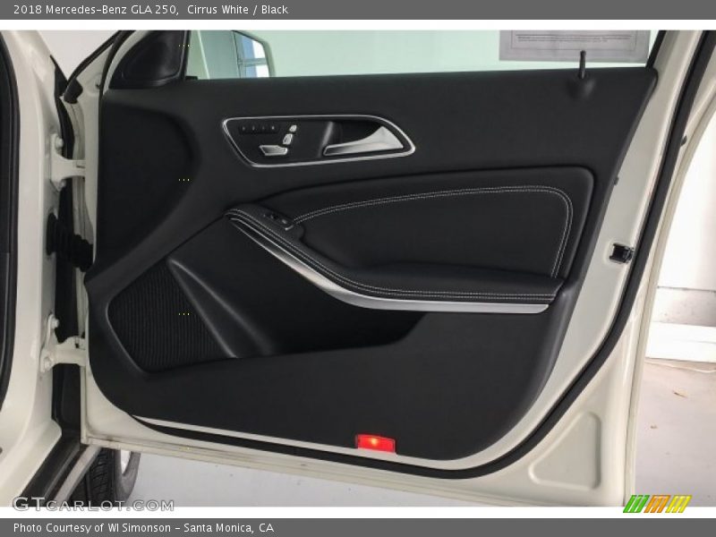 Cirrus White / Black 2018 Mercedes-Benz GLA 250