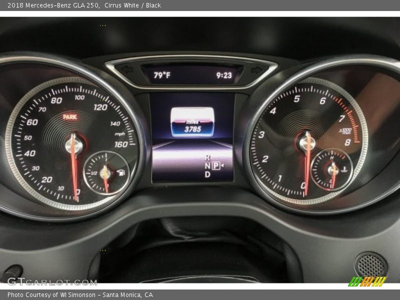 Cirrus White / Black 2018 Mercedes-Benz GLA 250