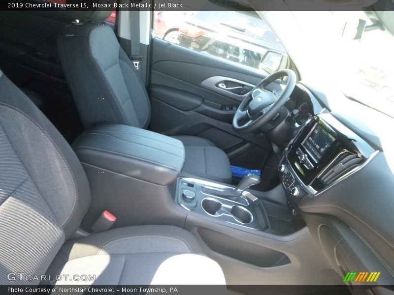 Mosaic Black Metallic / Jet Black 2019 Chevrolet Traverse LS
