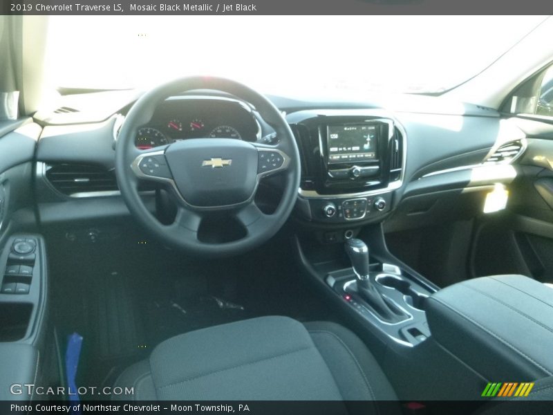 Mosaic Black Metallic / Jet Black 2019 Chevrolet Traverse LS