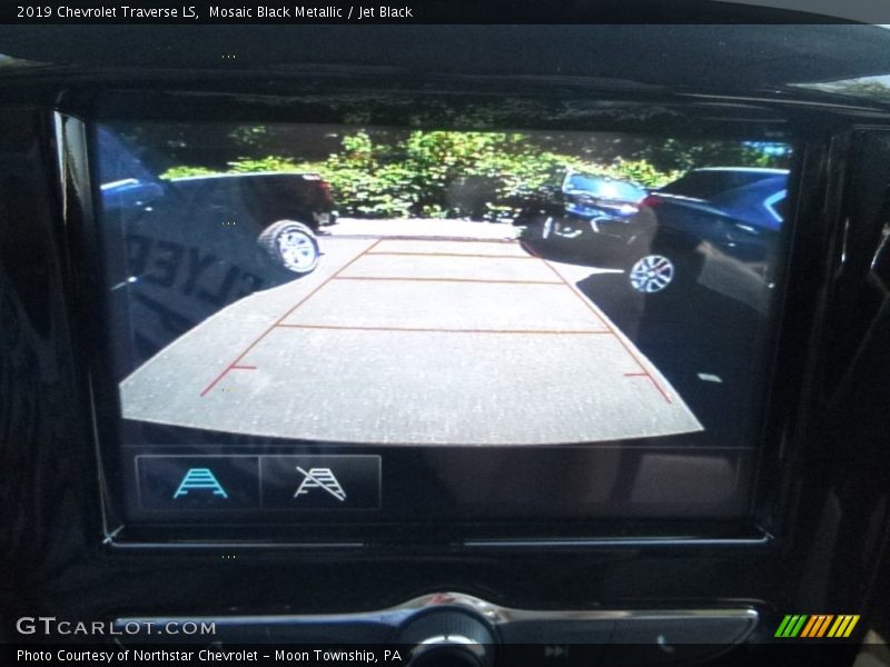Mosaic Black Metallic / Jet Black 2019 Chevrolet Traverse LS