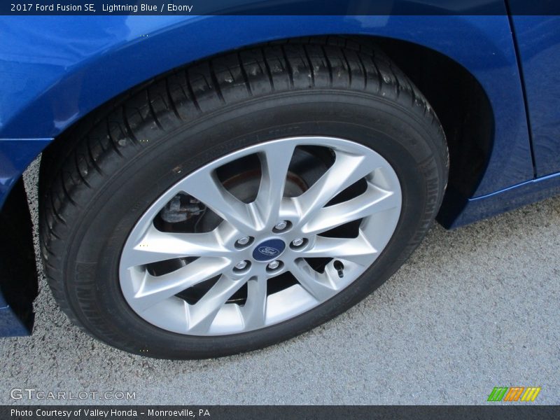 Lightning Blue / Ebony 2017 Ford Fusion SE