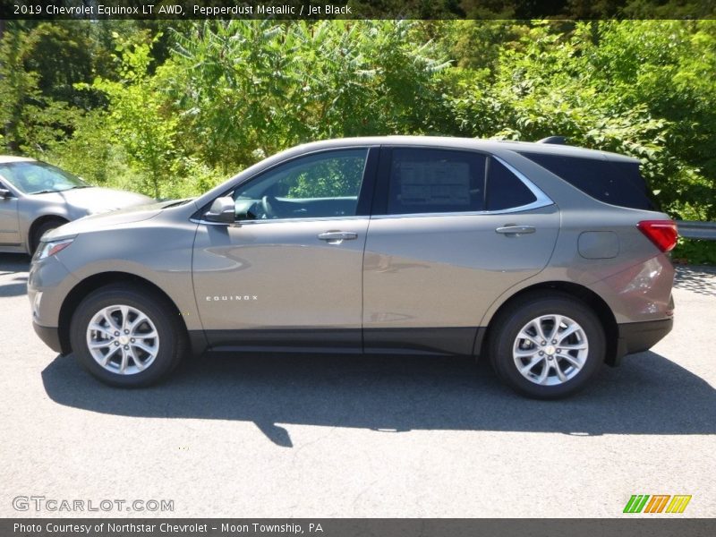 Pepperdust Metallic / Jet Black 2019 Chevrolet Equinox LT AWD