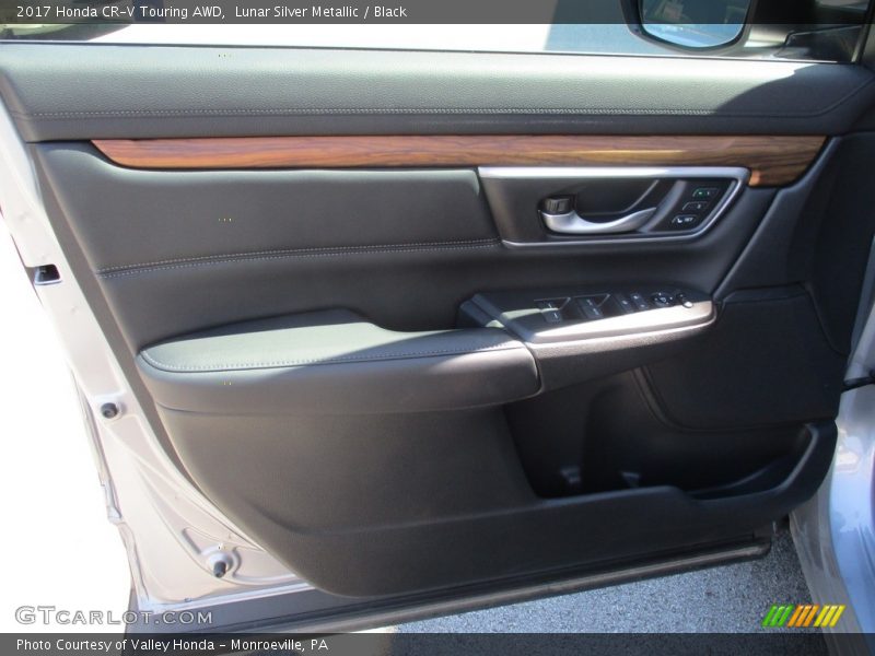 Lunar Silver Metallic / Black 2017 Honda CR-V Touring AWD
