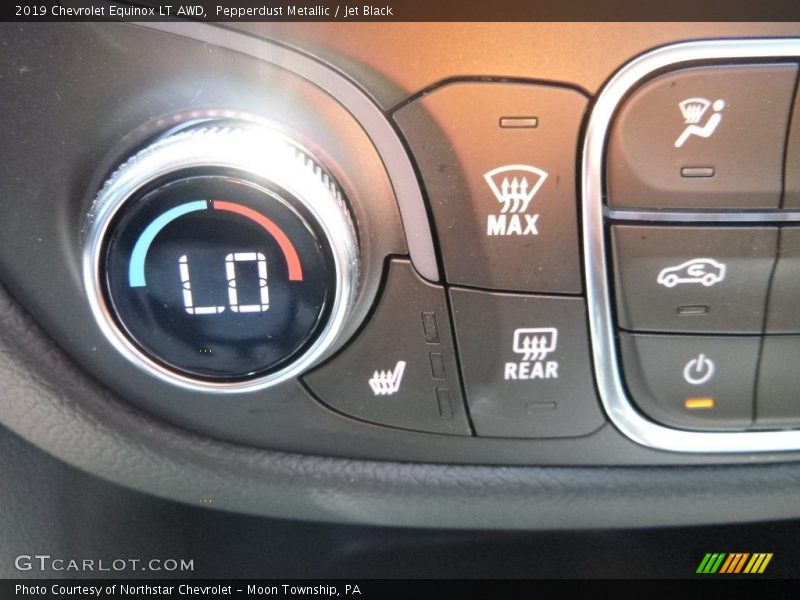 Pepperdust Metallic / Jet Black 2019 Chevrolet Equinox LT AWD