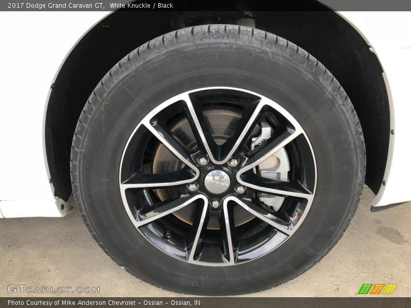 White Knuckle / Black 2017 Dodge Grand Caravan GT