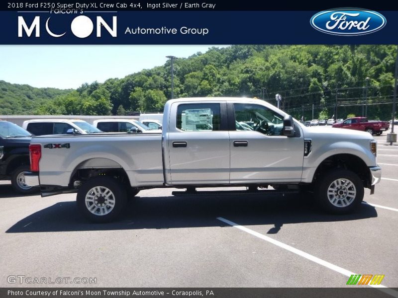 Ingot Silver / Earth Gray 2018 Ford F250 Super Duty XL Crew Cab 4x4