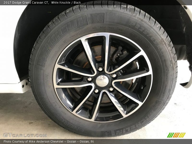 White Knuckle / Black 2017 Dodge Grand Caravan GT