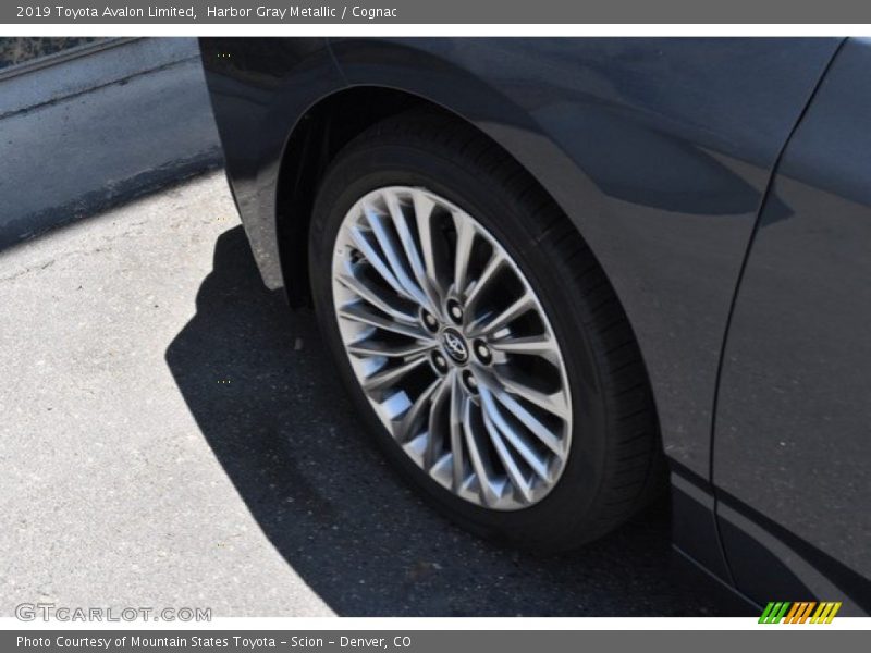 Harbor Gray Metallic / Cognac 2019 Toyota Avalon Limited