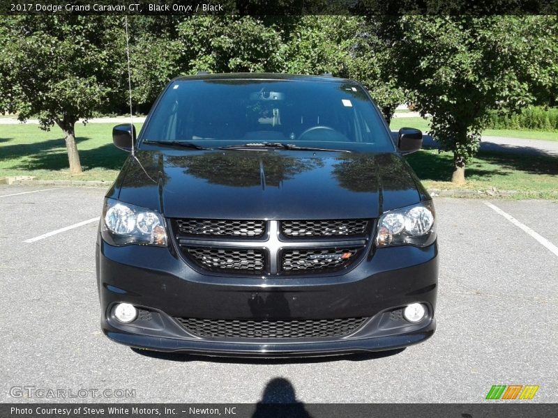 Black Onyx / Black 2017 Dodge Grand Caravan GT