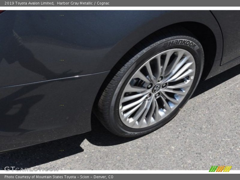 Harbor Gray Metallic / Cognac 2019 Toyota Avalon Limited