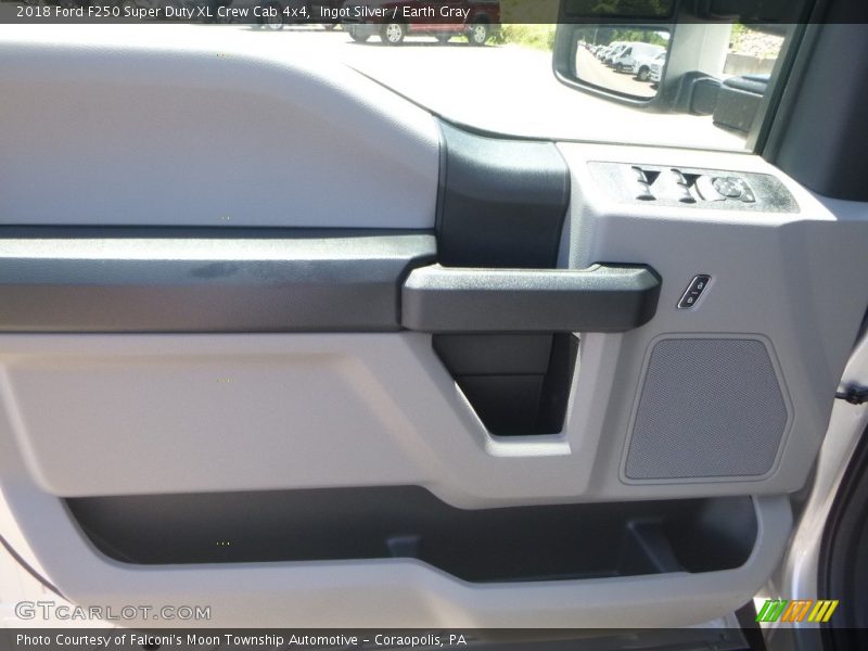 Ingot Silver / Earth Gray 2018 Ford F250 Super Duty XL Crew Cab 4x4