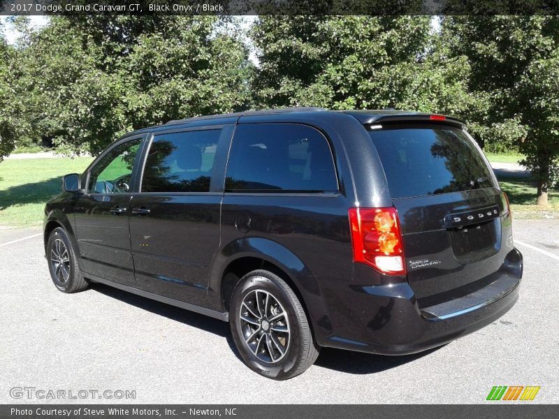 Black Onyx / Black 2017 Dodge Grand Caravan GT