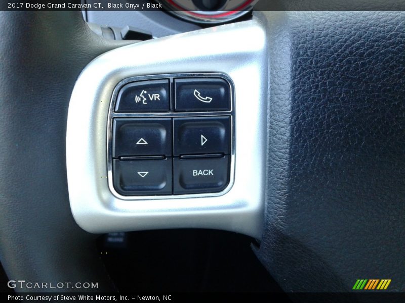 Black Onyx / Black 2017 Dodge Grand Caravan GT