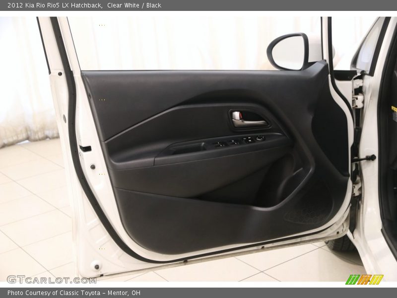 Clear White / Black 2012 Kia Rio Rio5 LX Hatchback