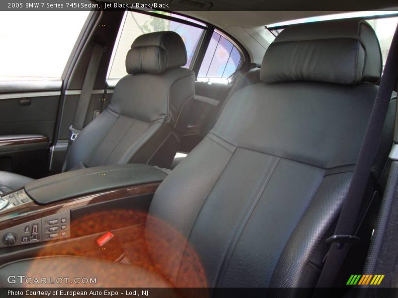 Jet Black / Black/Black 2005 BMW 7 Series 745i Sedan