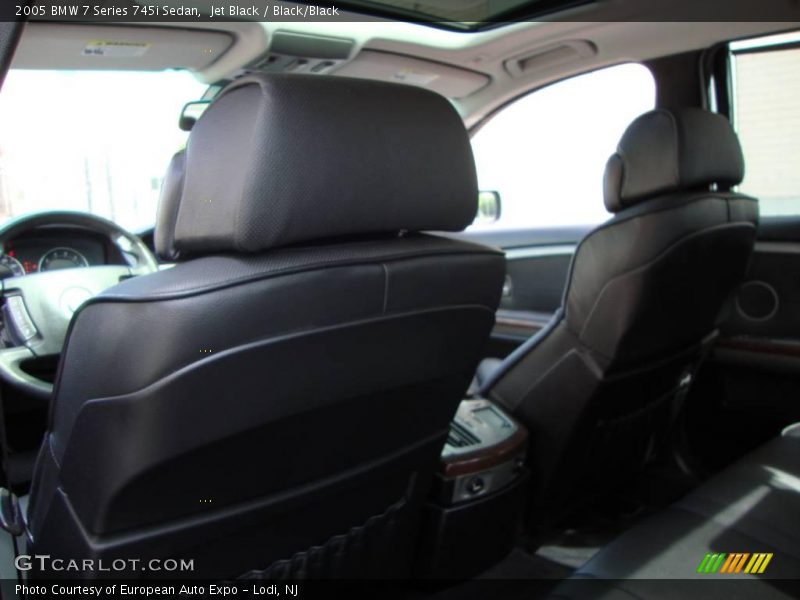 Jet Black / Black/Black 2005 BMW 7 Series 745i Sedan