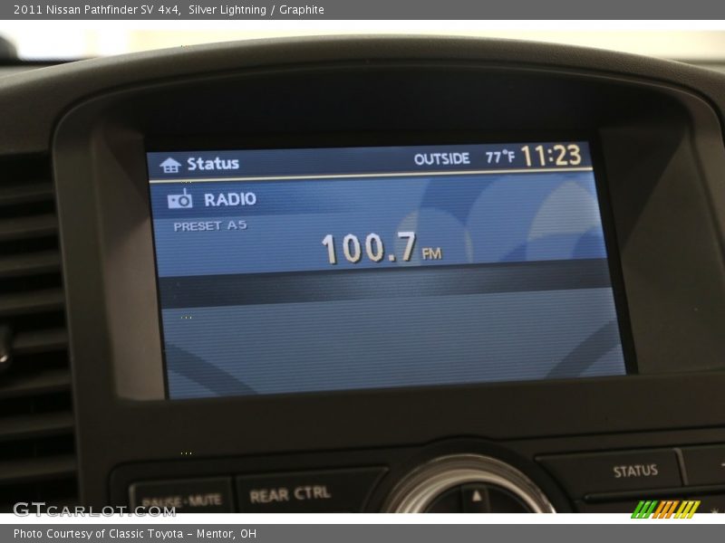 Silver Lightning / Graphite 2011 Nissan Pathfinder SV 4x4