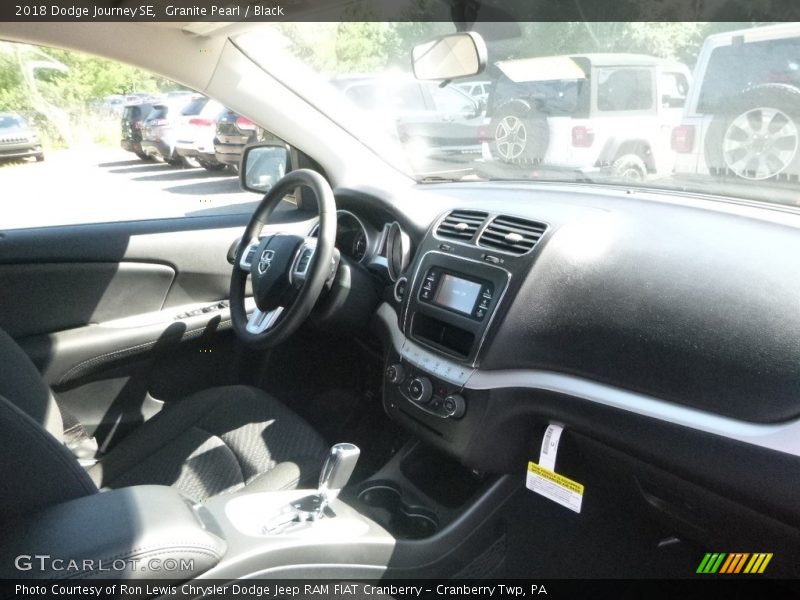 Granite Pearl / Black 2018 Dodge Journey SE