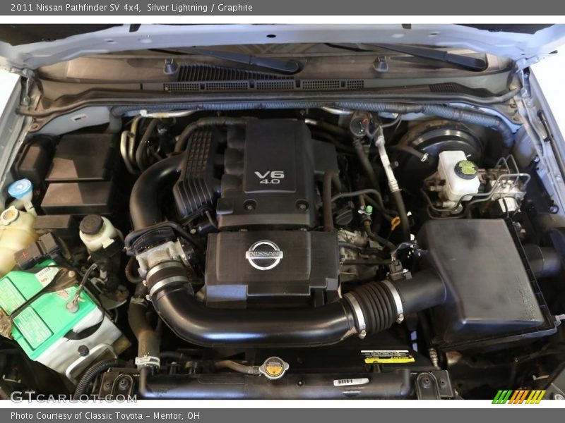 Silver Lightning / Graphite 2011 Nissan Pathfinder SV 4x4