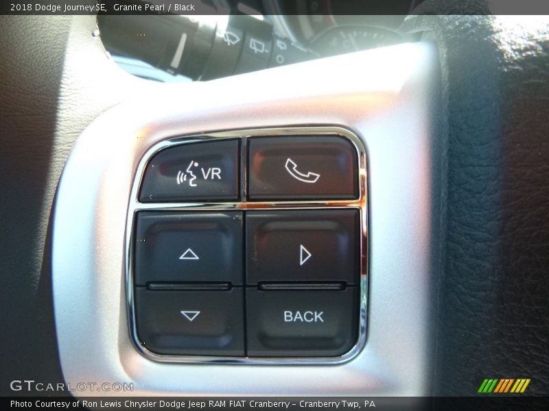 Granite Pearl / Black 2018 Dodge Journey SE