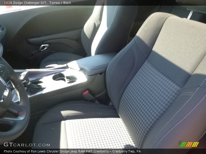 Torred / Black 2018 Dodge Challenger SXT
