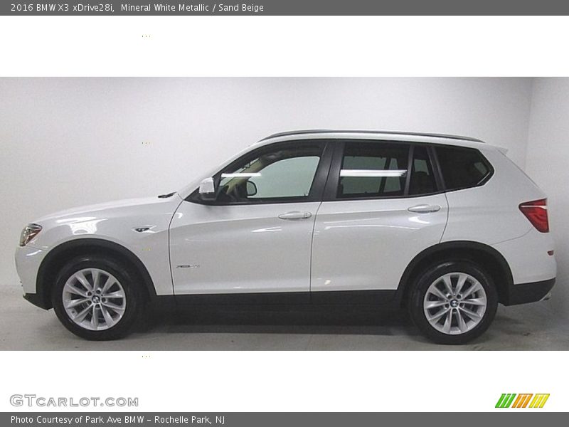 Mineral White Metallic / Sand Beige 2016 BMW X3 xDrive28i