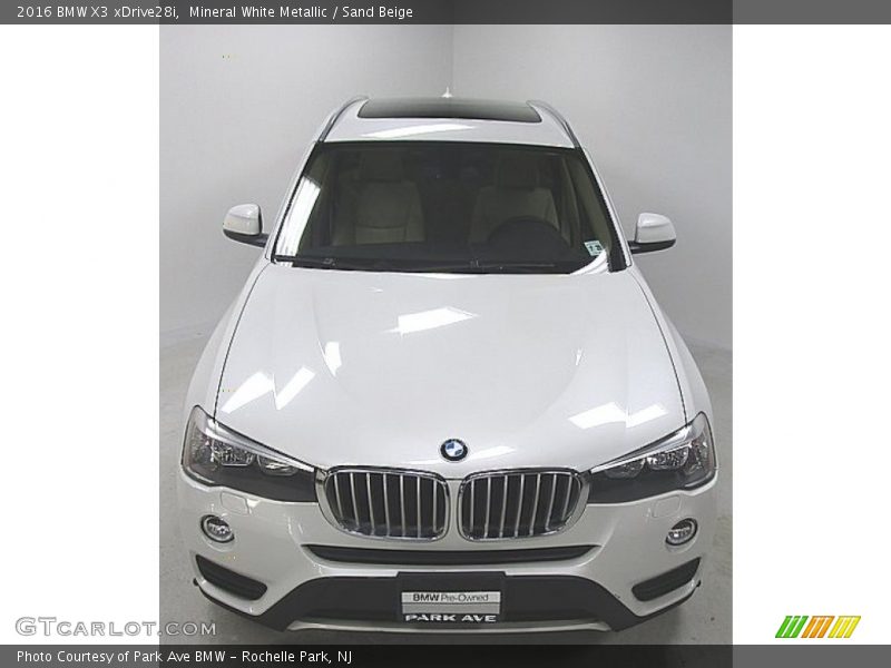 Mineral White Metallic / Sand Beige 2016 BMW X3 xDrive28i