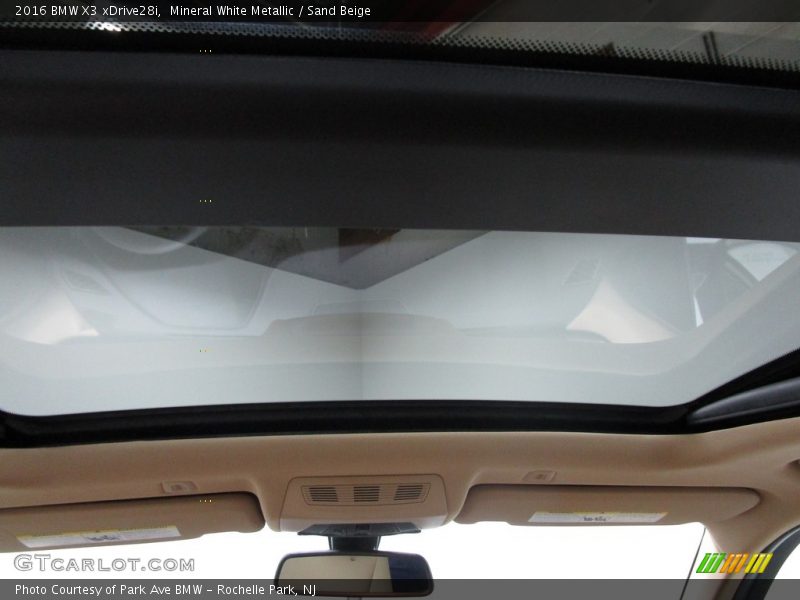 Mineral White Metallic / Sand Beige 2016 BMW X3 xDrive28i