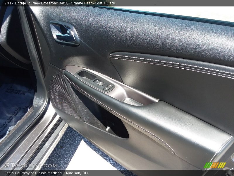 Granite Pearl-Coat / Black 2017 Dodge Journey Crossroad AWD