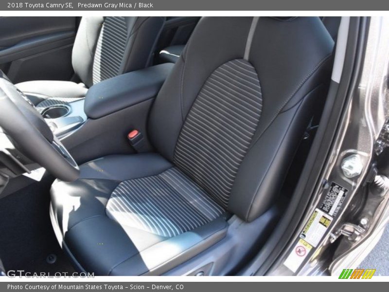 Predawn Gray Mica / Black 2018 Toyota Camry SE