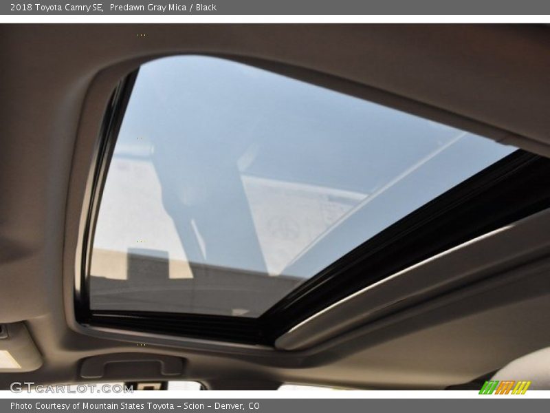 Predawn Gray Mica / Black 2018 Toyota Camry SE