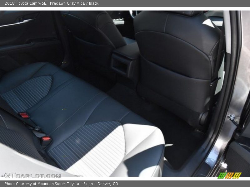 Predawn Gray Mica / Black 2018 Toyota Camry SE