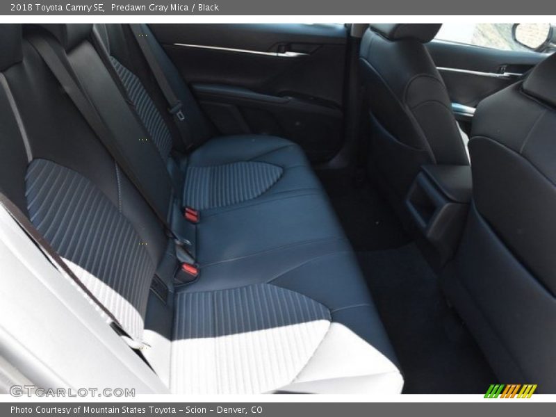 Predawn Gray Mica / Black 2018 Toyota Camry SE