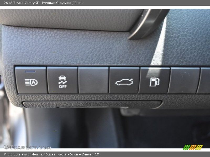 Predawn Gray Mica / Black 2018 Toyota Camry SE