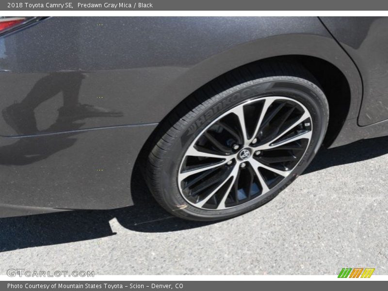 Predawn Gray Mica / Black 2018 Toyota Camry SE
