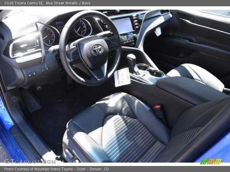Blue Streak Metallic / Black 2018 Toyota Camry SE