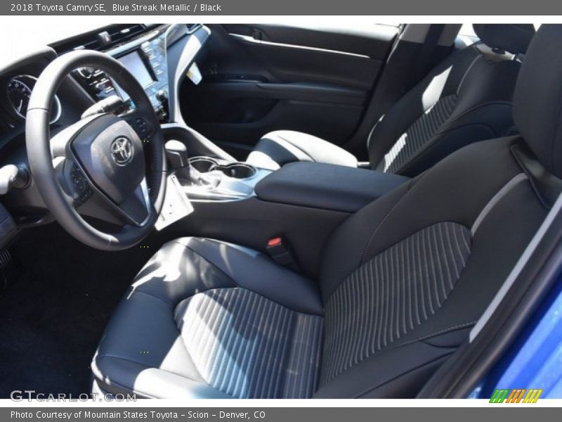 Blue Streak Metallic / Black 2018 Toyota Camry SE