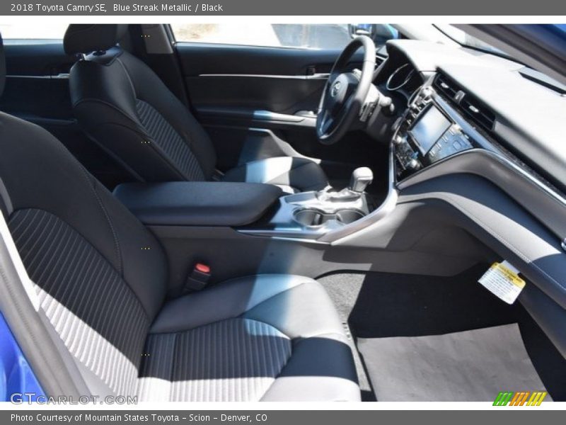 Blue Streak Metallic / Black 2018 Toyota Camry SE