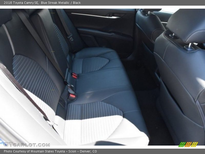 Blue Streak Metallic / Black 2018 Toyota Camry SE